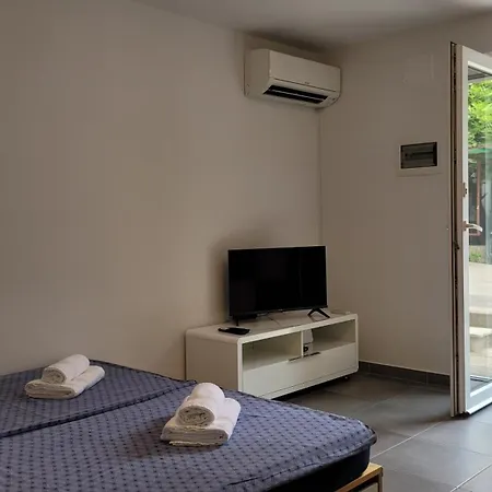Spiro Apartament *